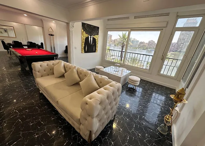 3 - Bedroom Nile View Apartment Next To The Four Seasons Hotel