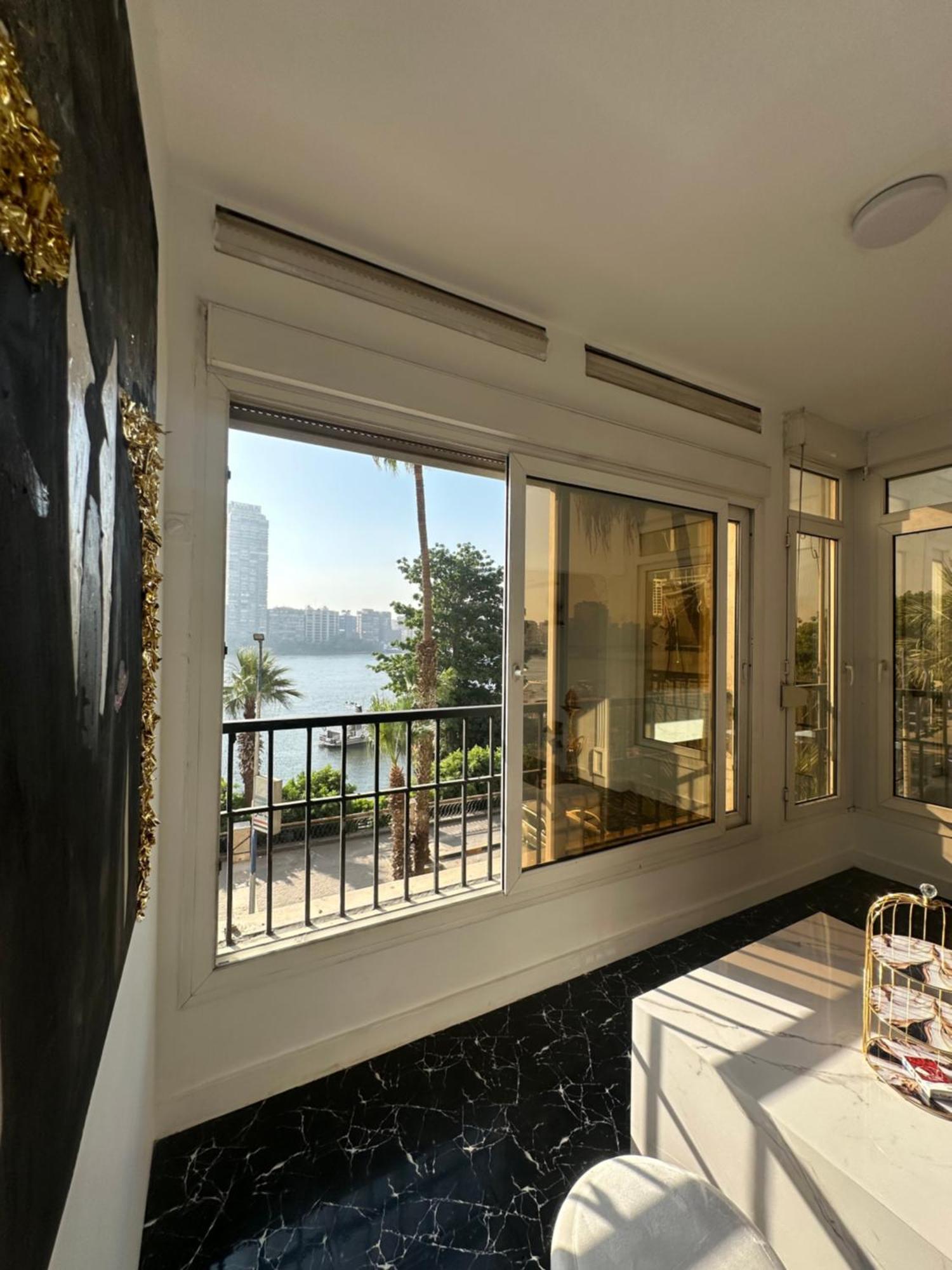 Apartment 3 - Bedroom Nile View Next To The Four Seasons Cairo